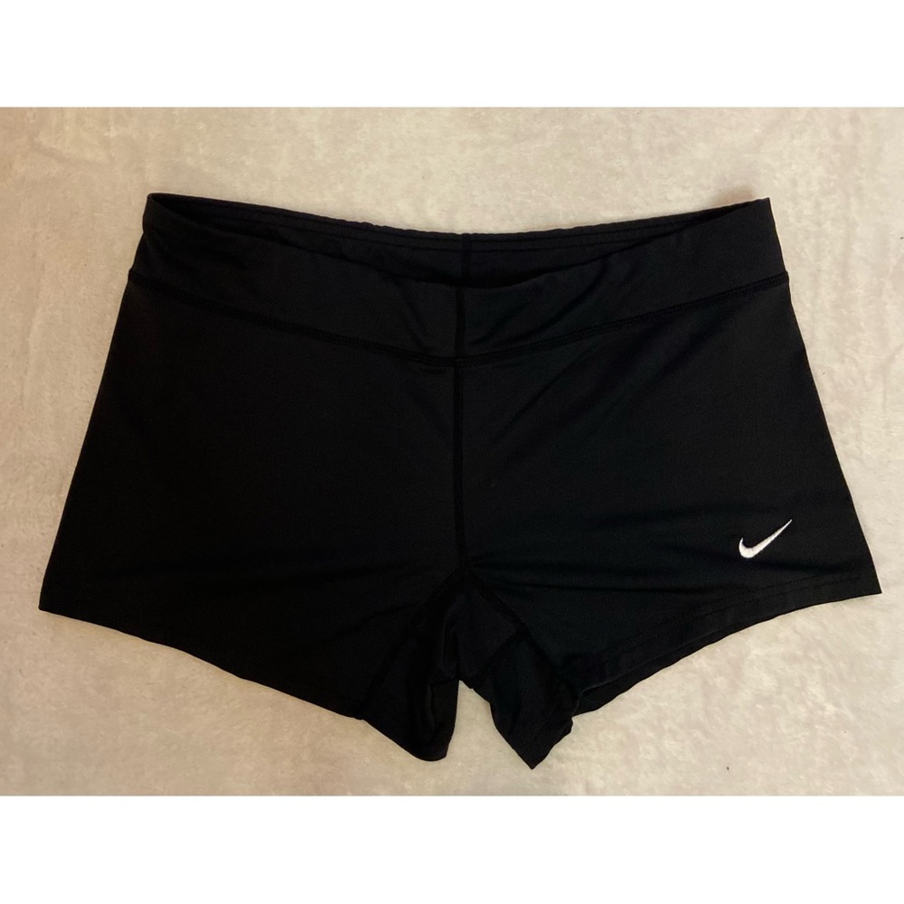 NIKE Womens Spandex Short L